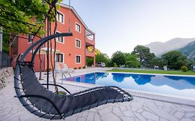 Milas Trojica Kotor